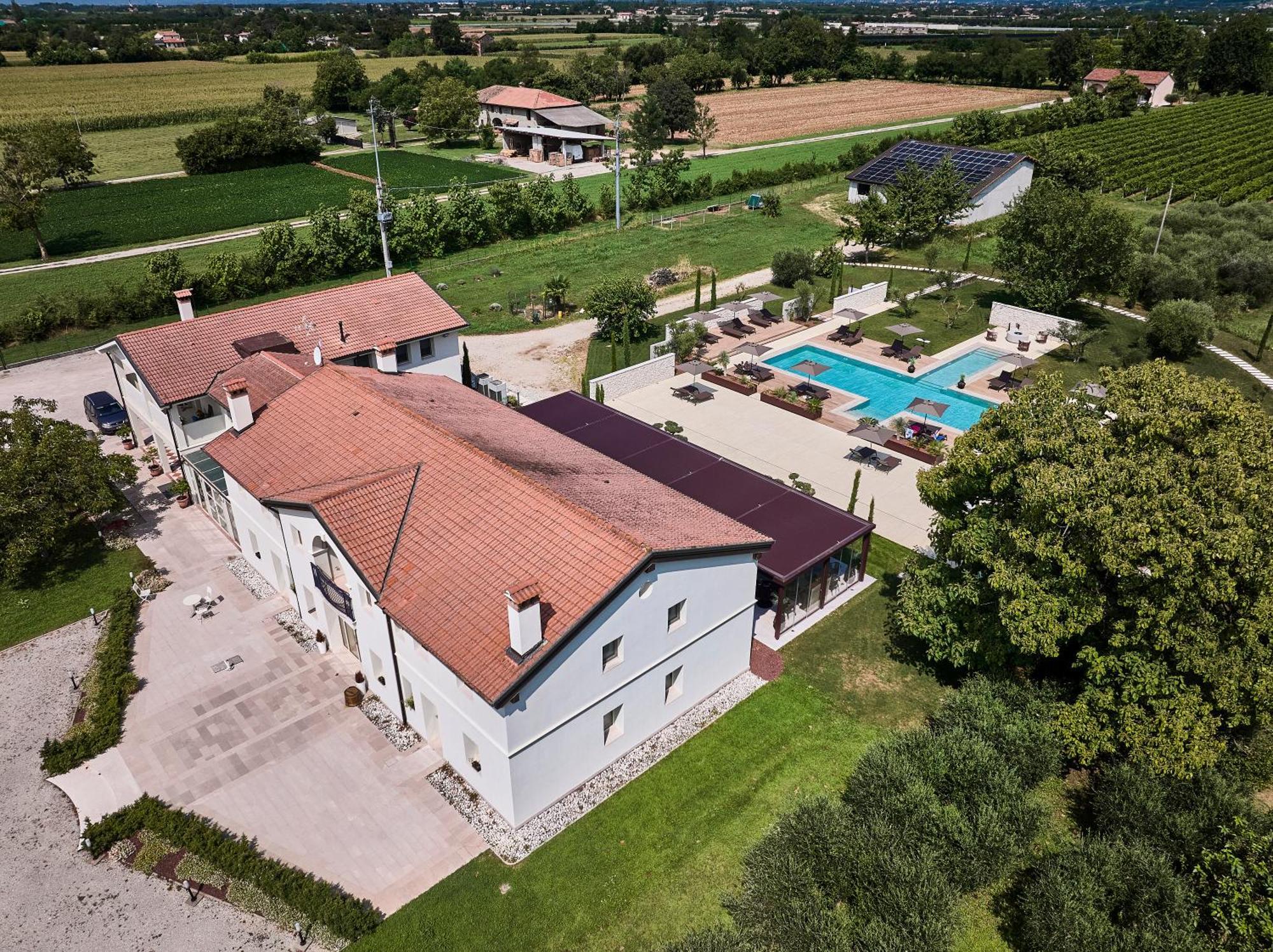 Agriturismo Zappare Farm Hotel Trevignano Exterior photo