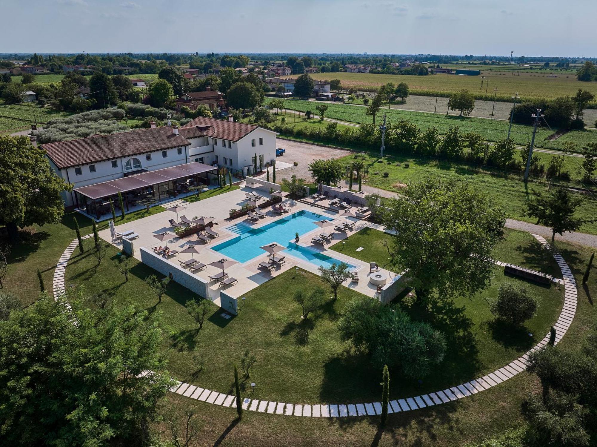 Agriturismo Zappare Farm Hotel Trevignano Exterior photo